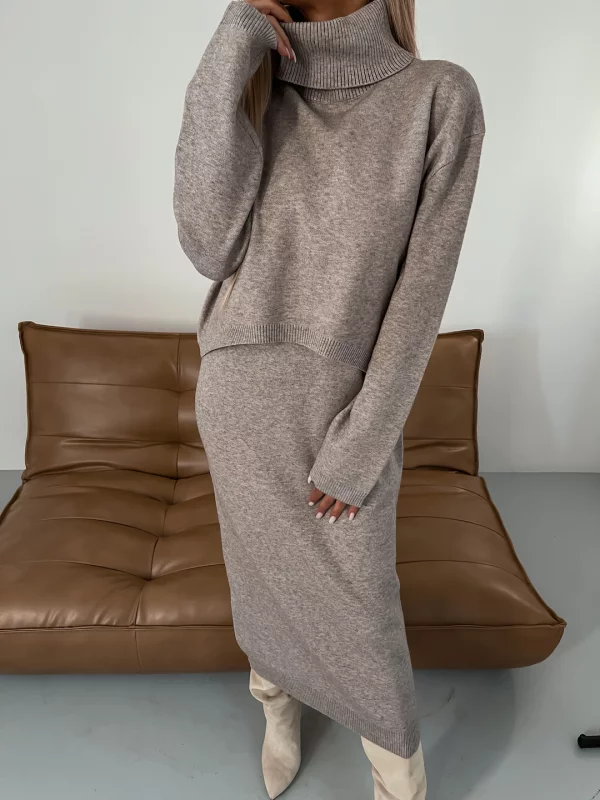 Nicole - Herbst -Winterstrickset für Damen