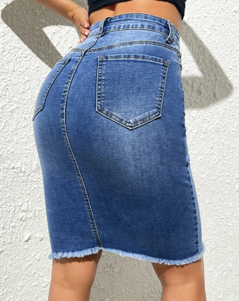 ISMENE I LÄSSIGER MIDI-DENIM-ROCK