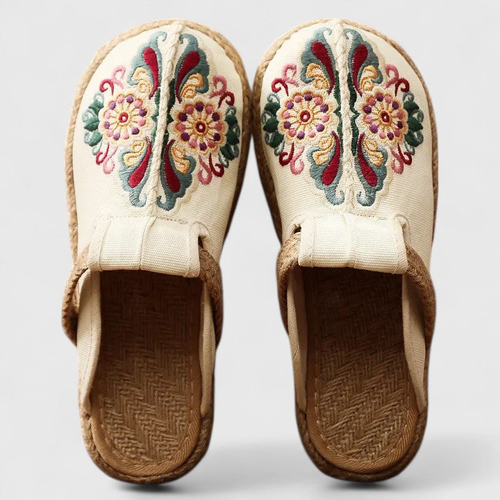 Marousse | Cozy Handmade Floral Slip-On Mules