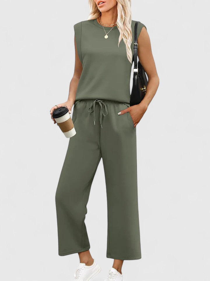 Anniston | Stylish Two-Piece Ensemble