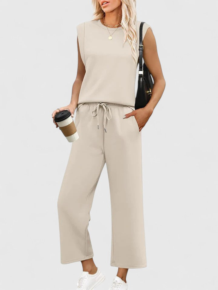 Anniston | Stylish Two-Piece Ensemble