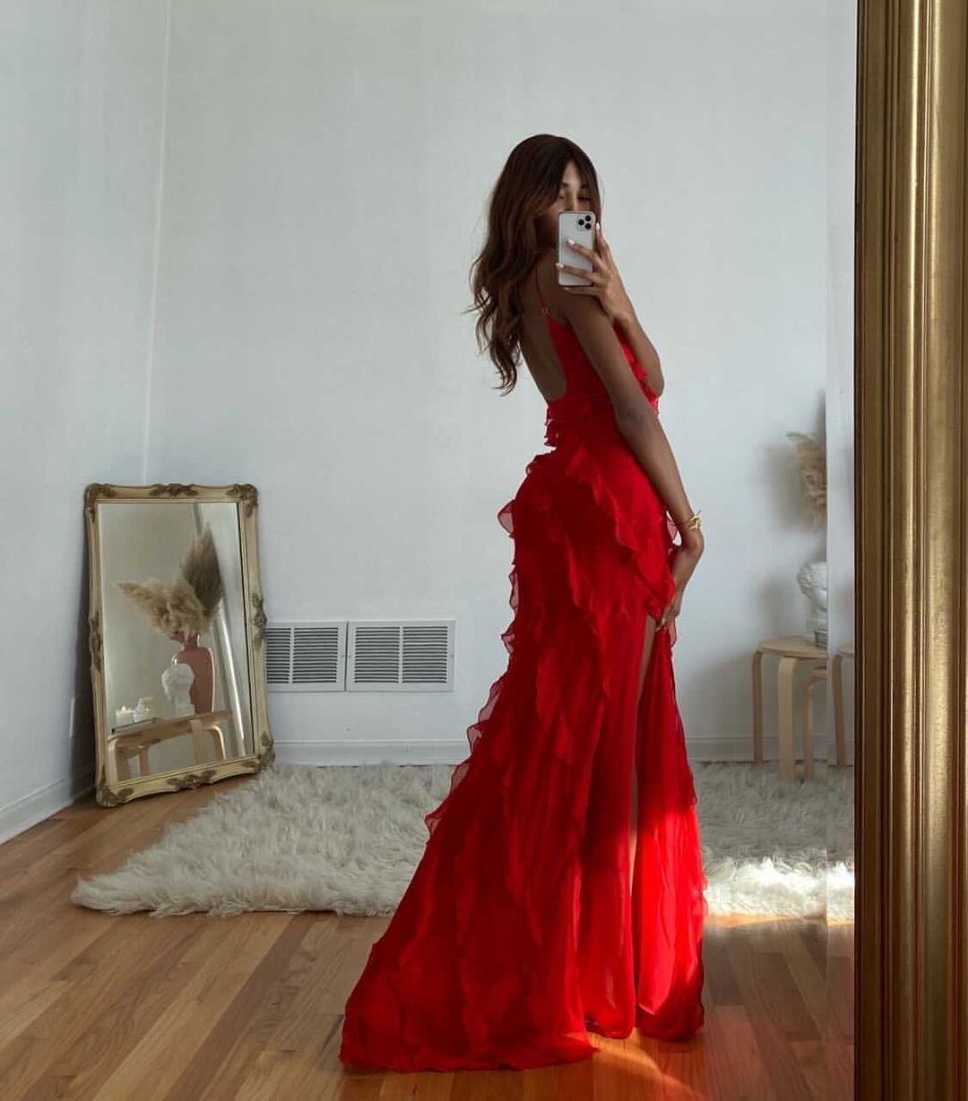 Zara - Kleid mit Rüschen