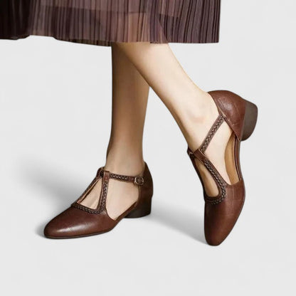 Delphine | Chic Flat Sandals
