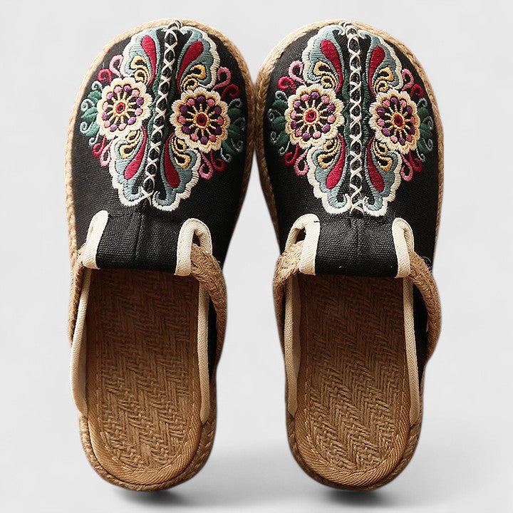Marousse | Cozy Handmade Floral Slip-On Mules