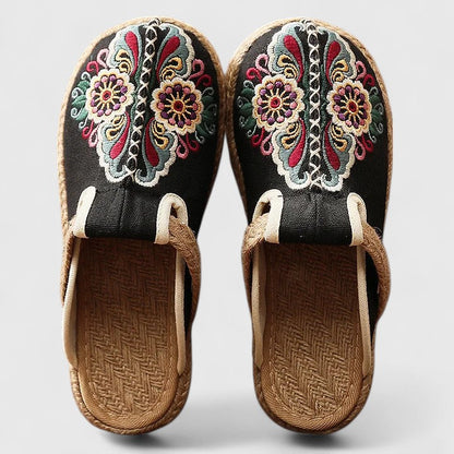 Marousse | Cozy Handmade Floral Slip-On Mules