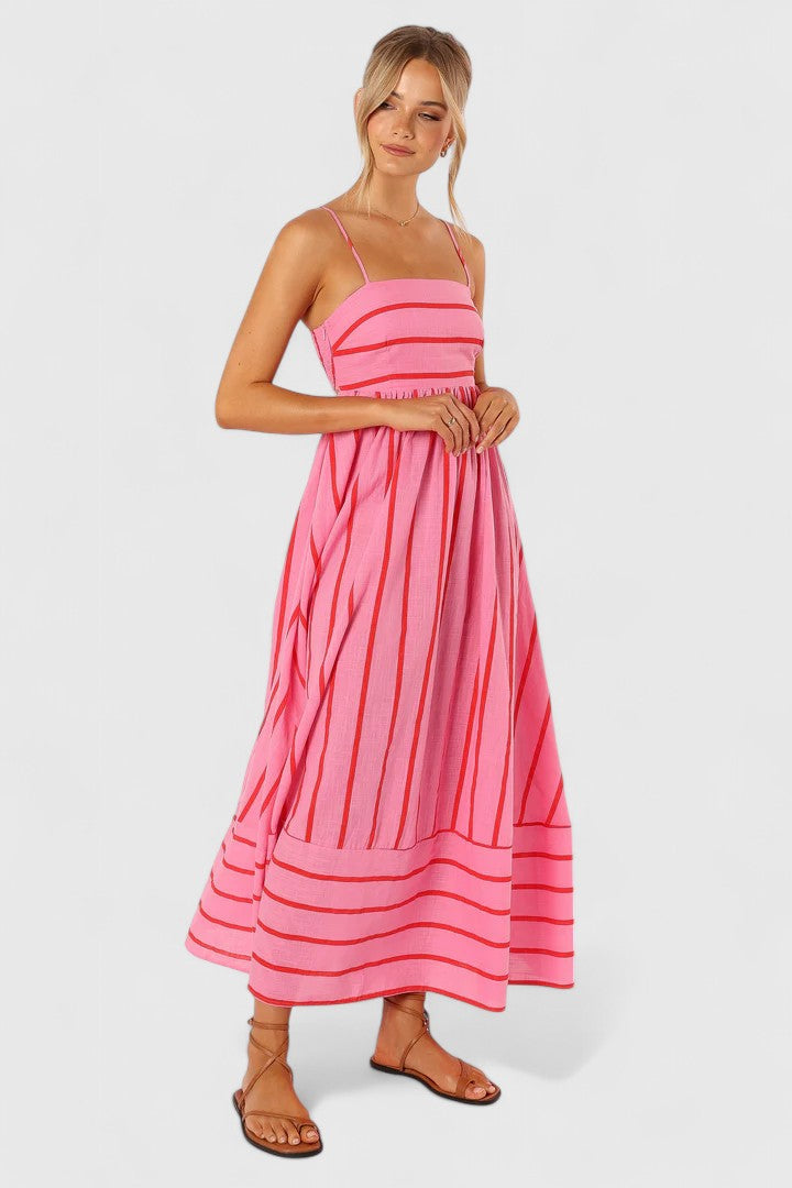 Ilyanthe | Chic Maxi Dress