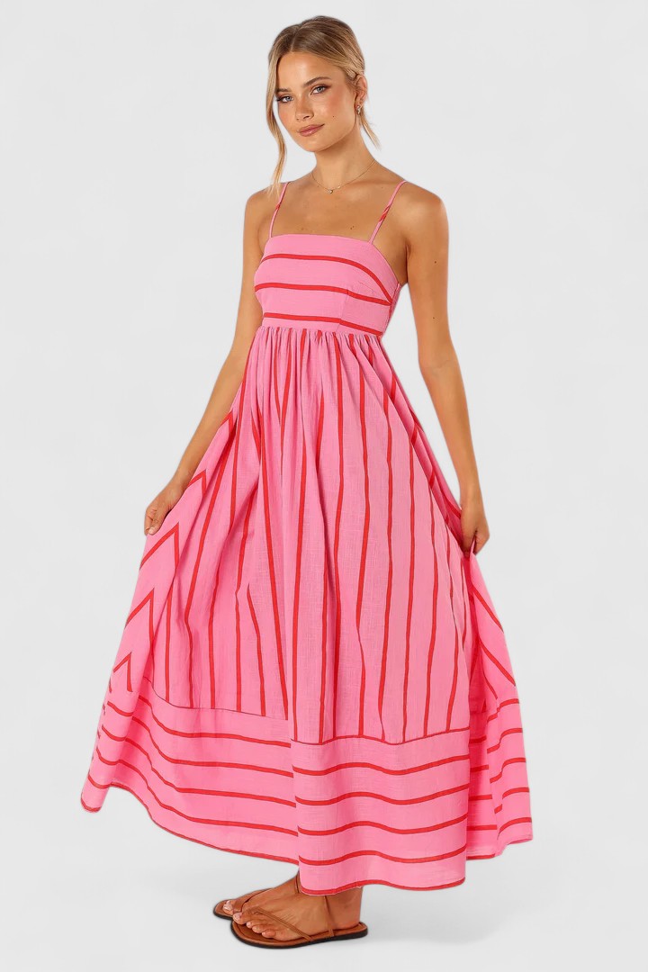 Ilyanthe | Chic Maxi Dress