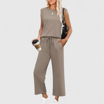 Anniston | Stylish Two-Piece Ensemble